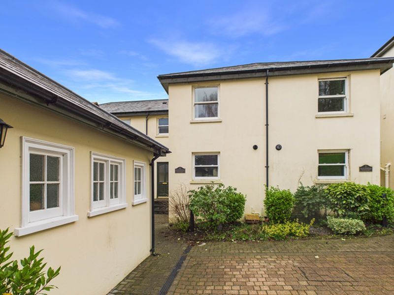 Property photo 2 of 16 Photo 2