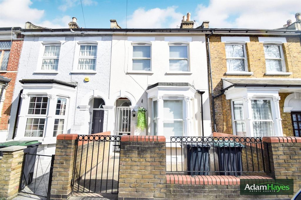 Property photo 2 of 11