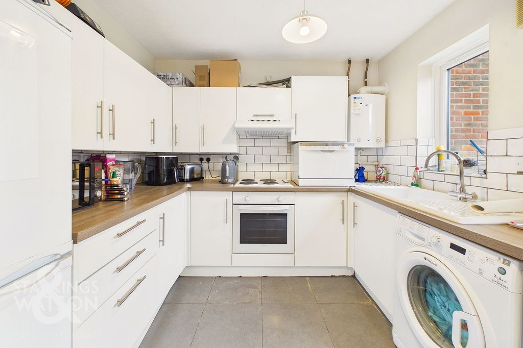 Property photo 3 of 19