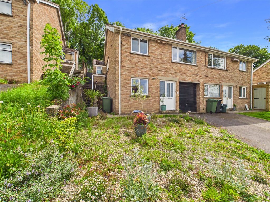 Property photo 1 of 28 Picture No. 20