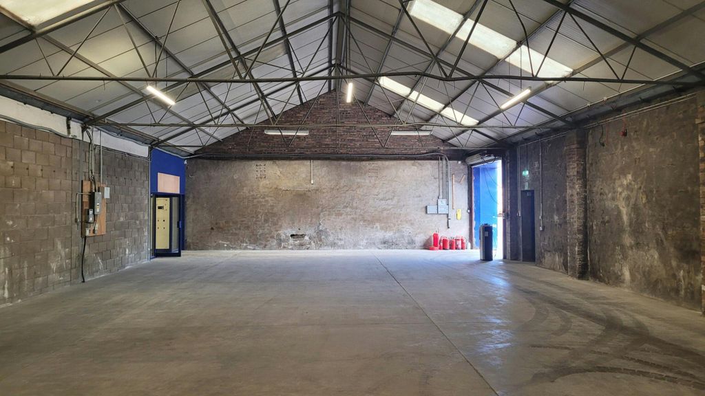 Property photo 3 of 6 Image 3