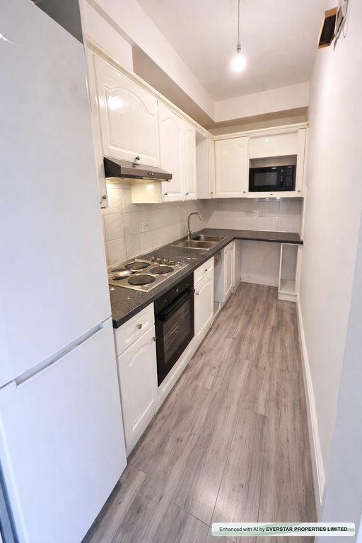 Property photo 3 of 7 Gallery