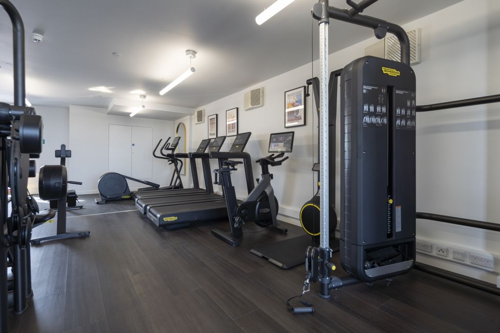 Property photo 3 of 18 MC4194-9470-Hr