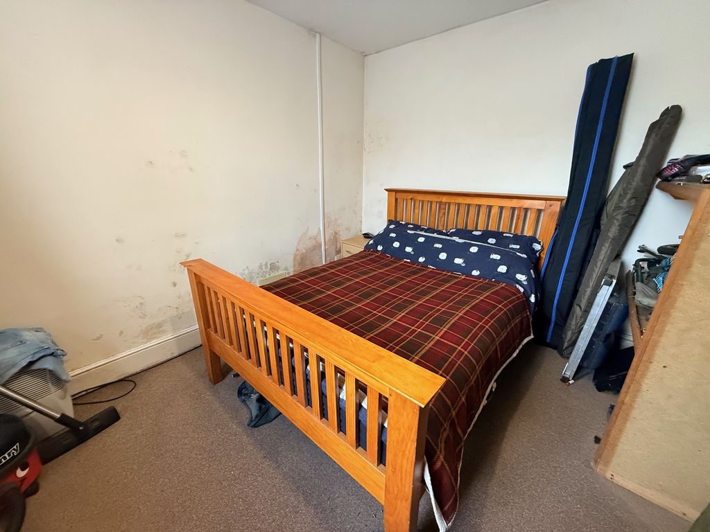 Property photo 2 of 14 Flat 1 - Bedroom