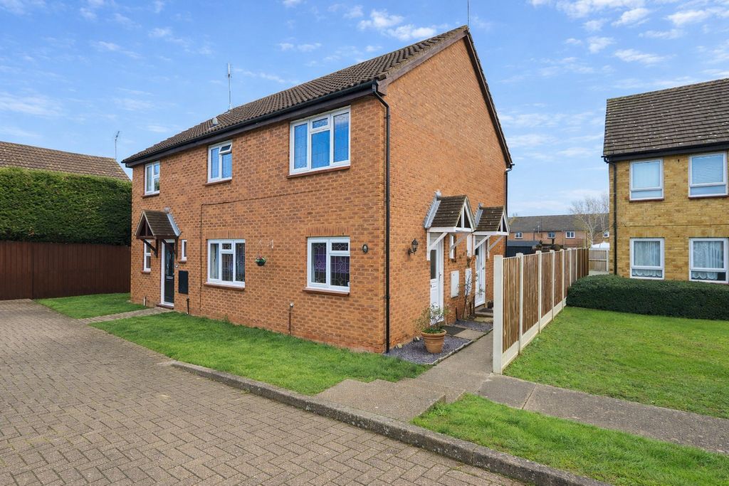 Property photo 1 of 8