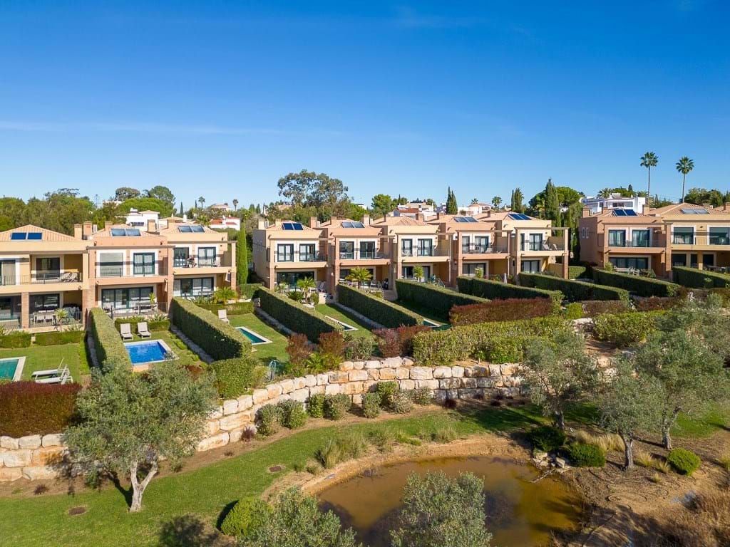 Property photo 3 of 27