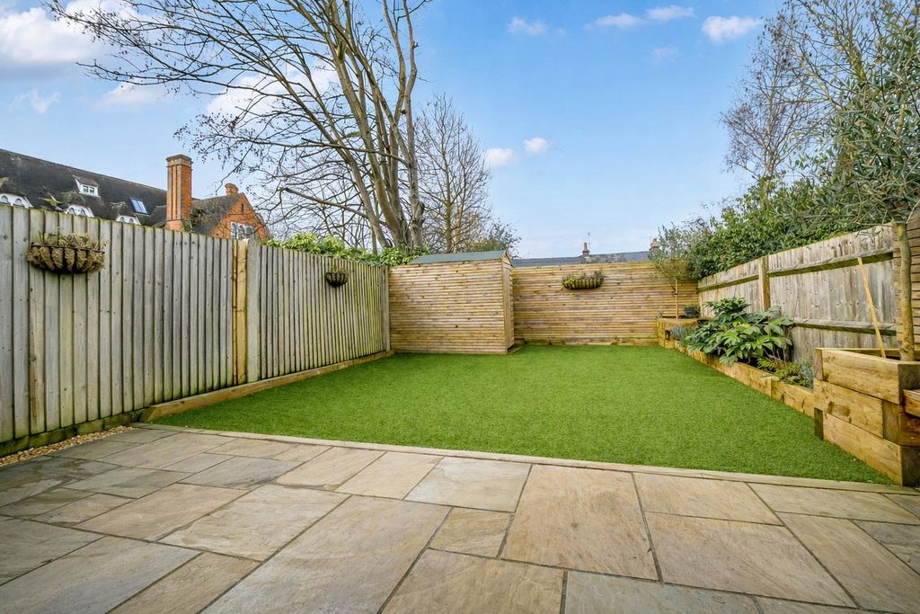 Property photo 3 of 16