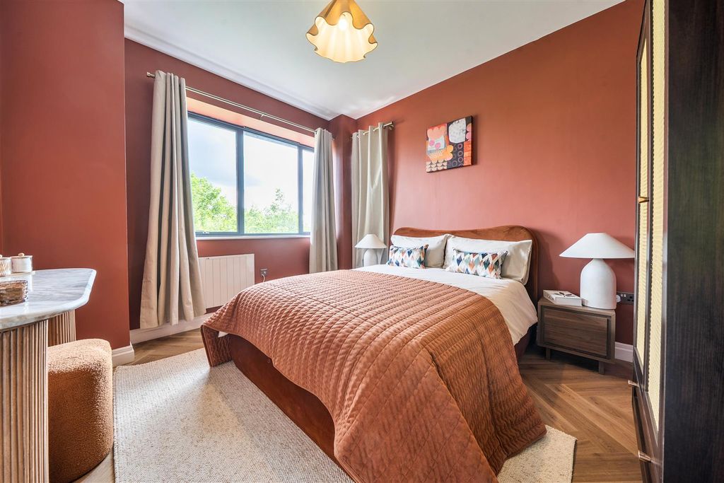 Property photo 1 of 16 1