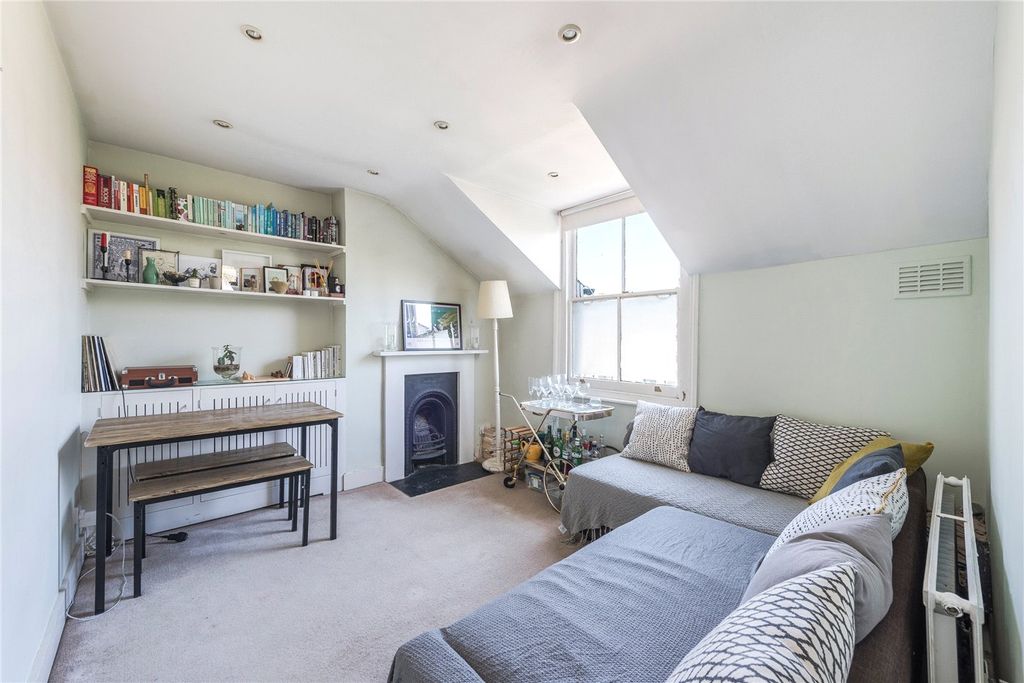 Property photo 1 of 7 Reception Room