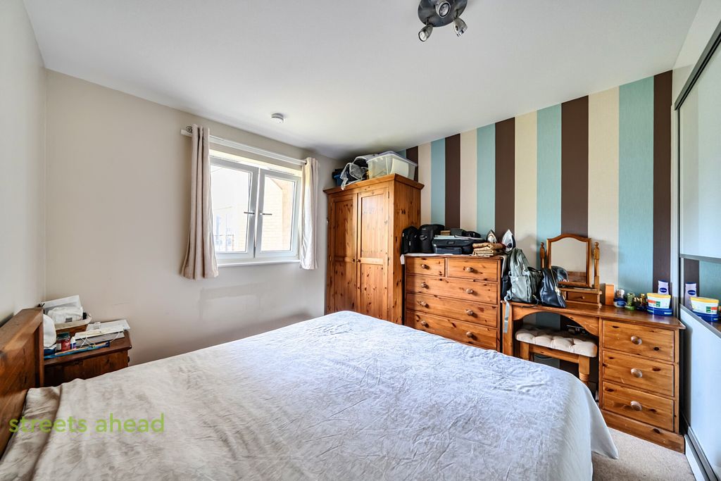 Property photo 3 of 15 Fa42326B-E644-457...