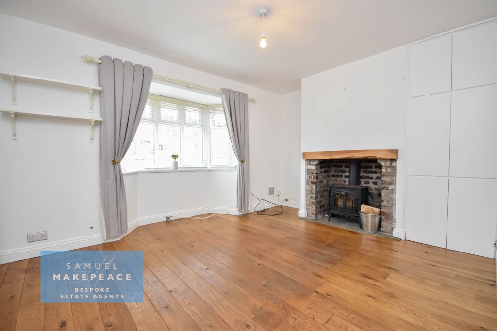 Property photo 2 of 16 Gallery
