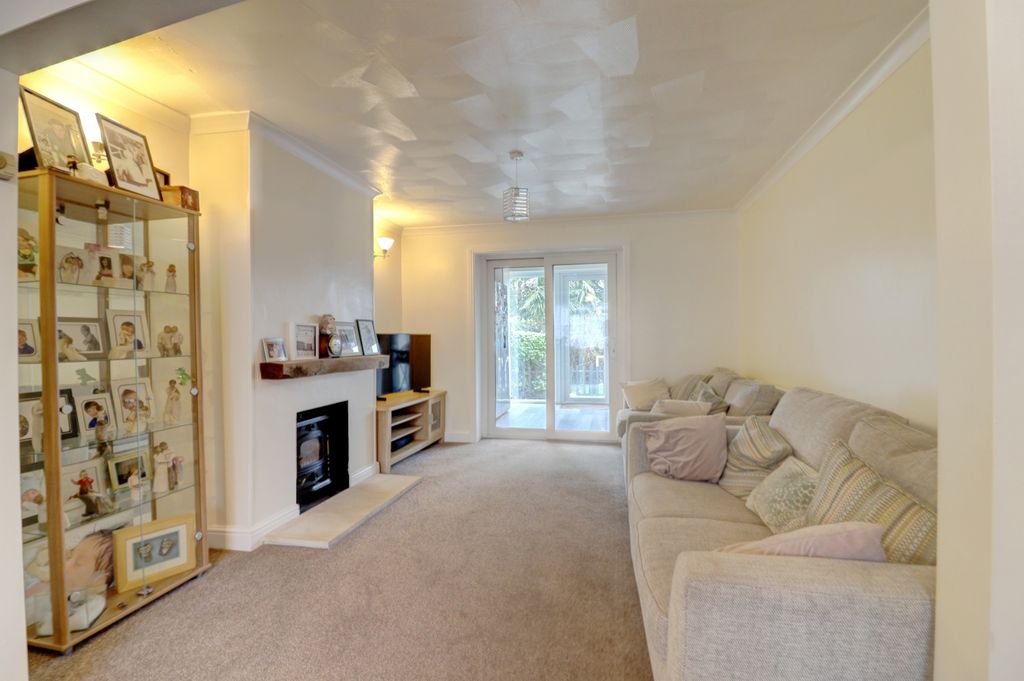 Property photo 2 of 12 Picture No. 04