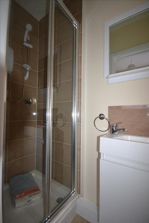 Property photo 3 of 3