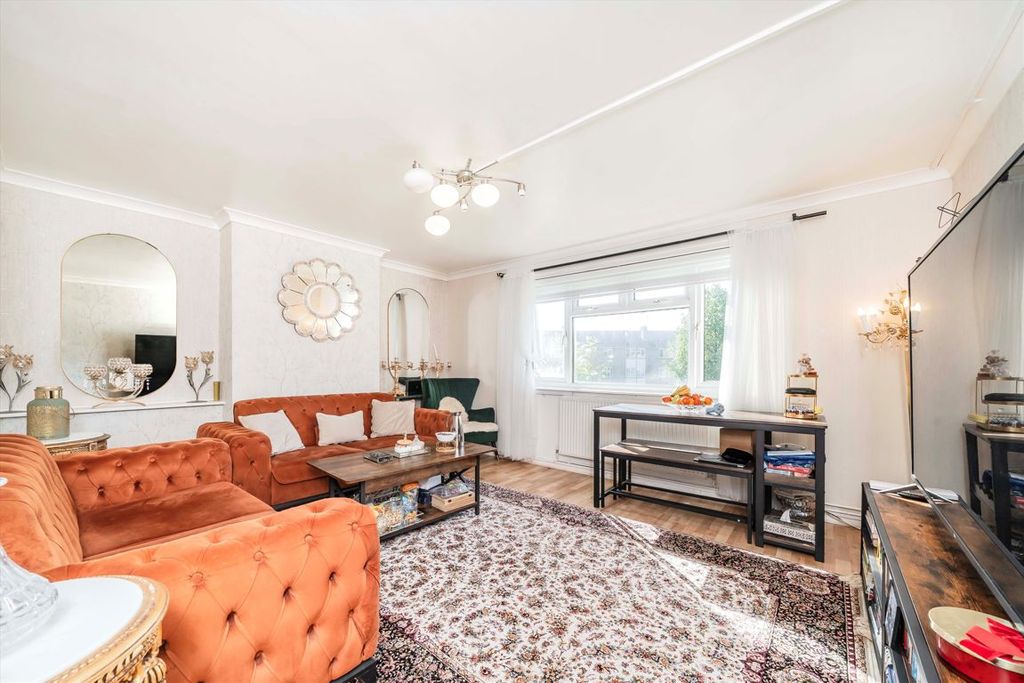 Property photo 2 of 5