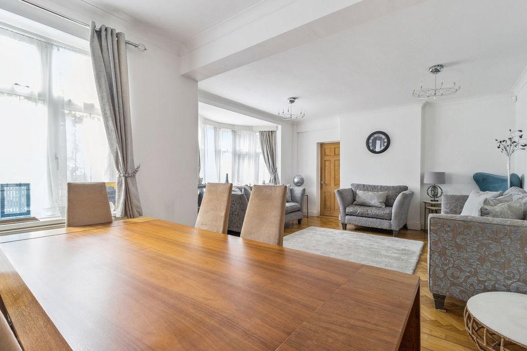 Additional image 8 of 5 bed detached house for saleWoodhall Avenue, Pinner HA5