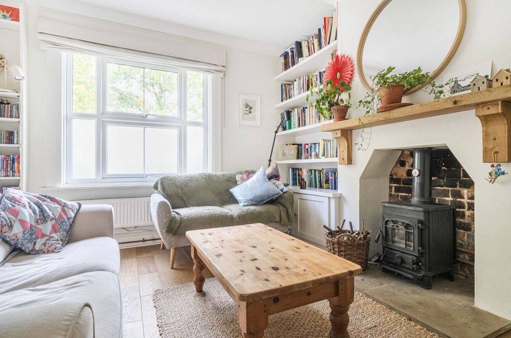 Property photo 2 of 29