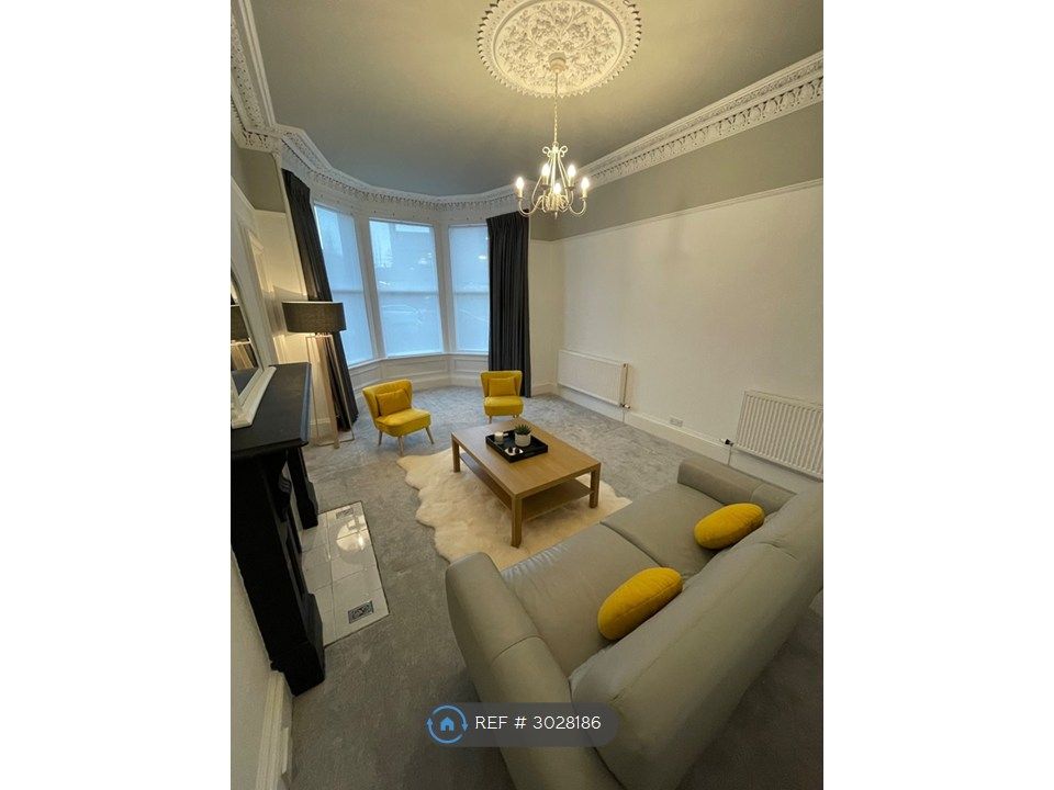 Property photo 2 of 15 Living Room