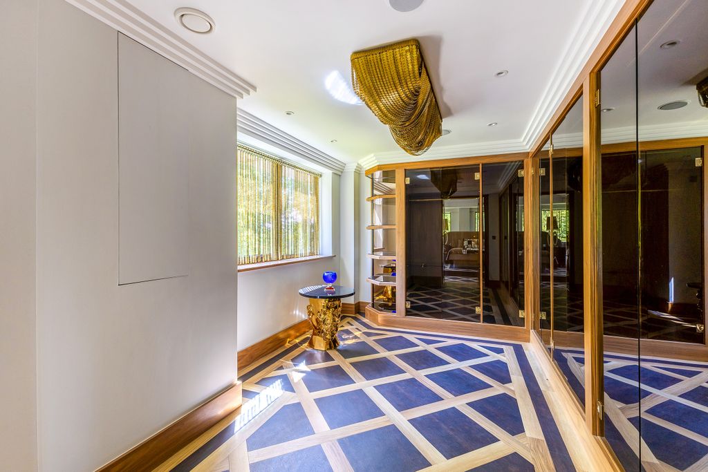 Additional image 18 of 2 bed flat for saleCharters Road, Sunningdale, Berkshire SL5