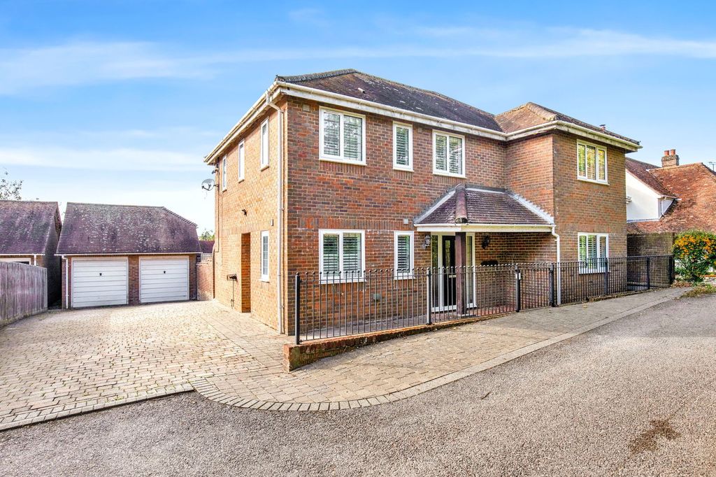 Property photo 1 of 19