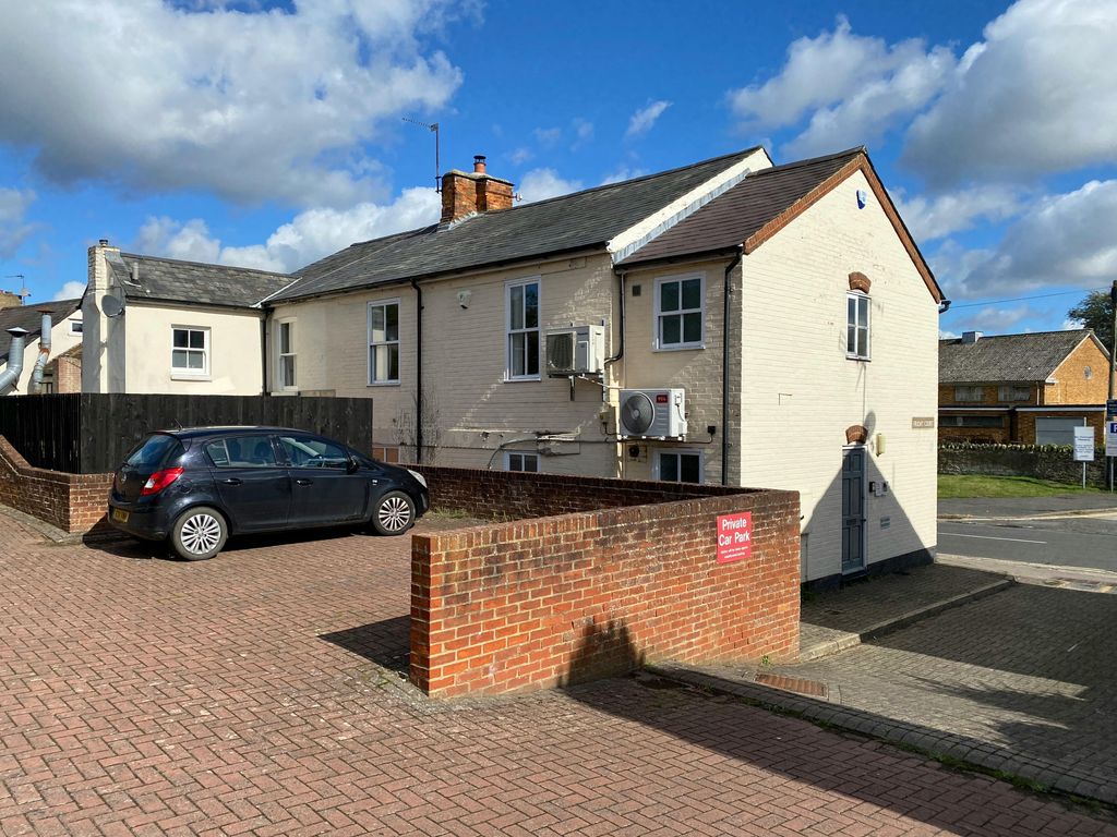 Property photo 3 of 8 Img_4543.Jpg