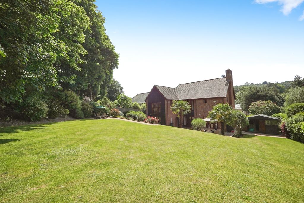 Property photo 3 of 17 Photography
