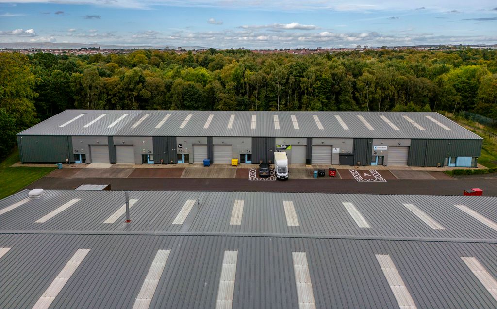 Property photo 2 of 9