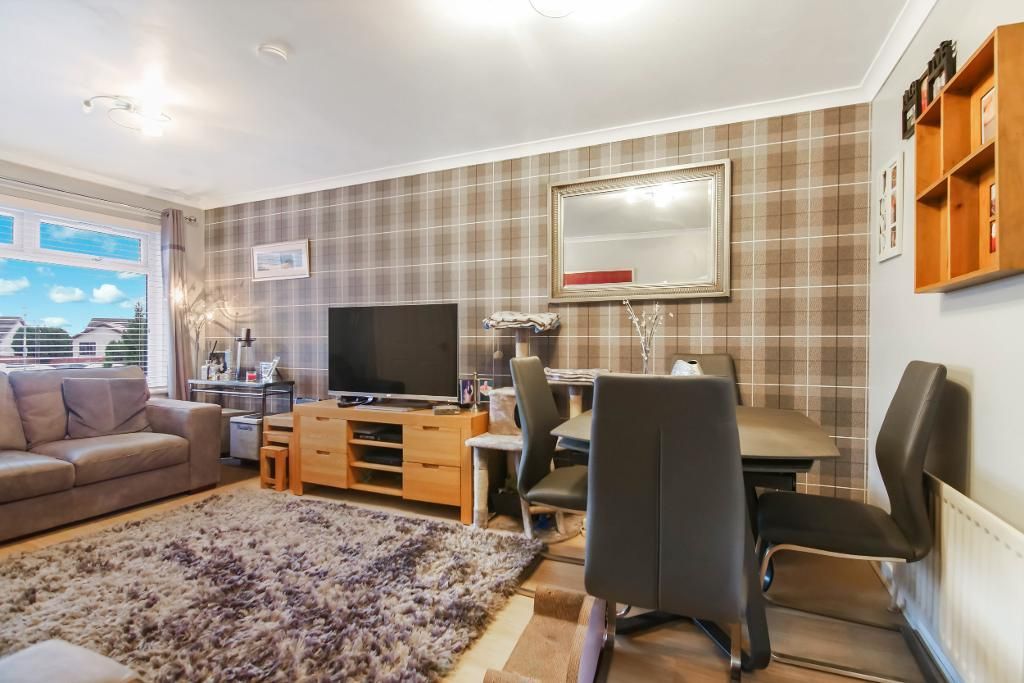 Property photo 2 of 19 Living/ Dining Room