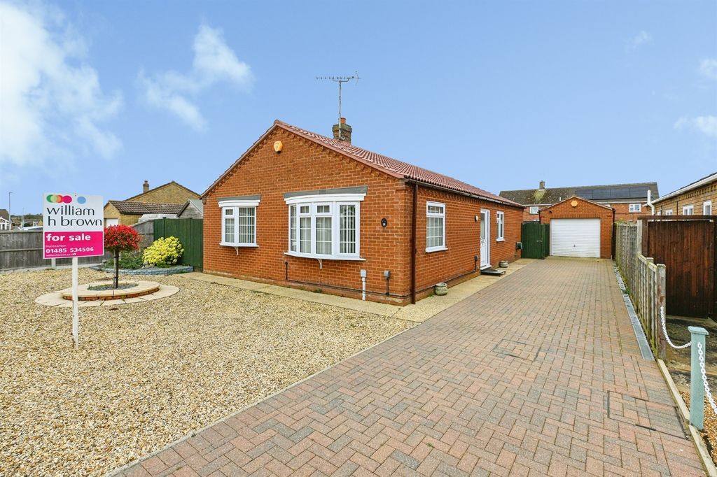 Property photo 1 of 25