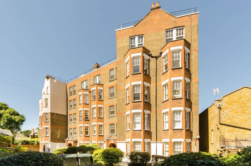 Property photo 3 of 8