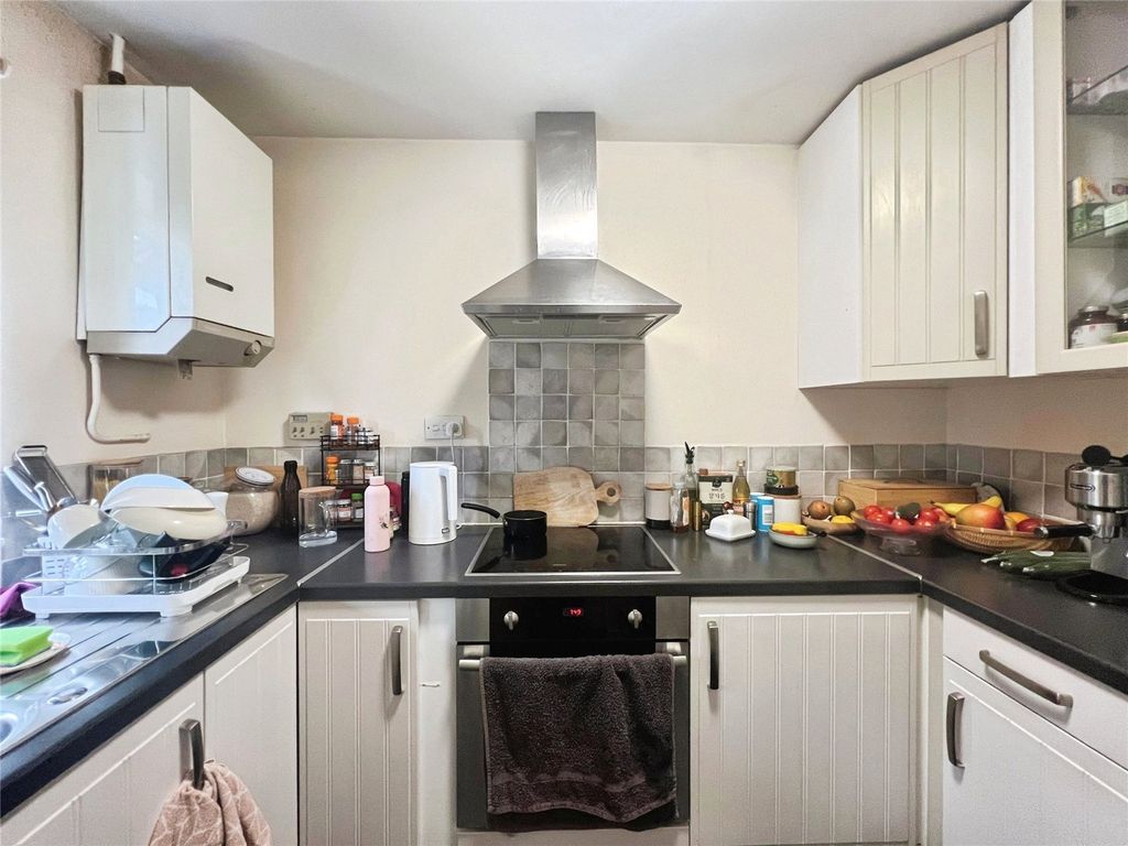 Property photo 2 of 17 Picture No. 03