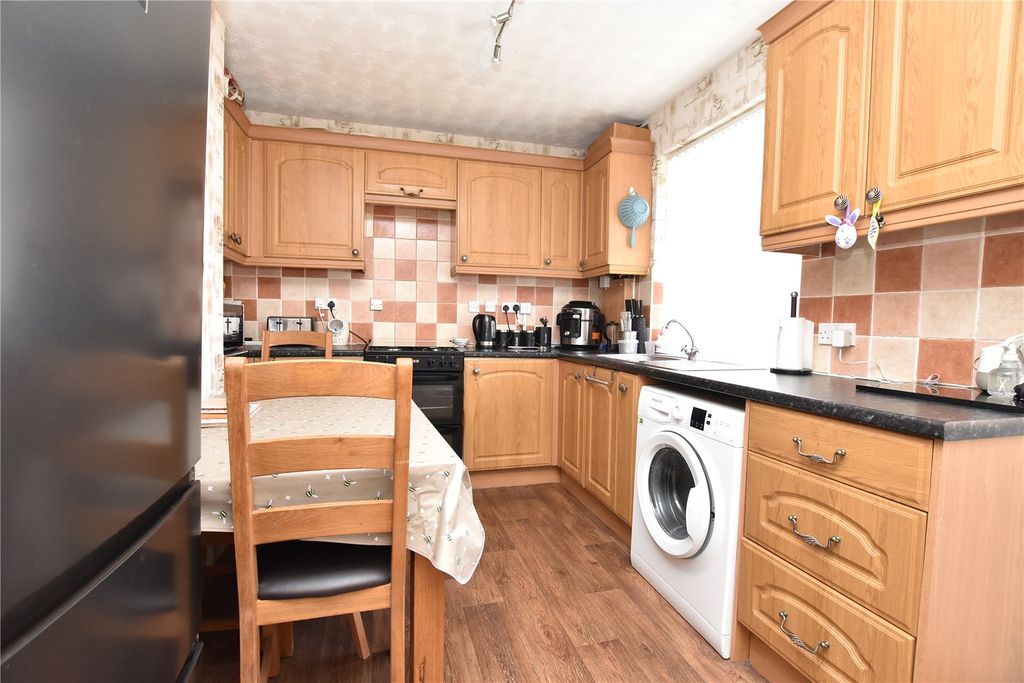 Property photo 3 of 14 Picture No. 21