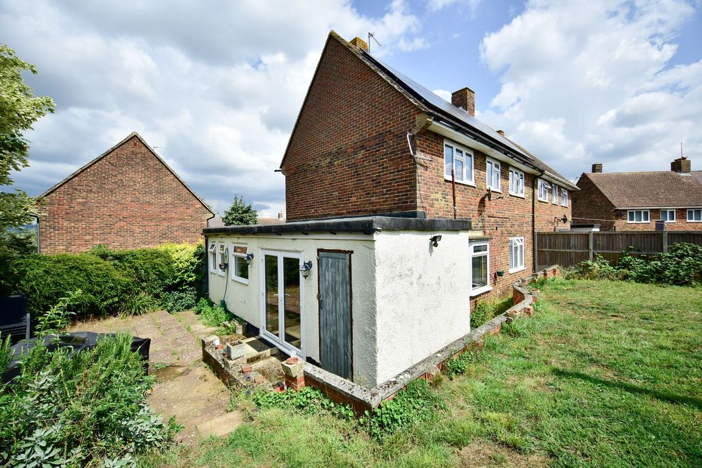 Property photo 2 of 19