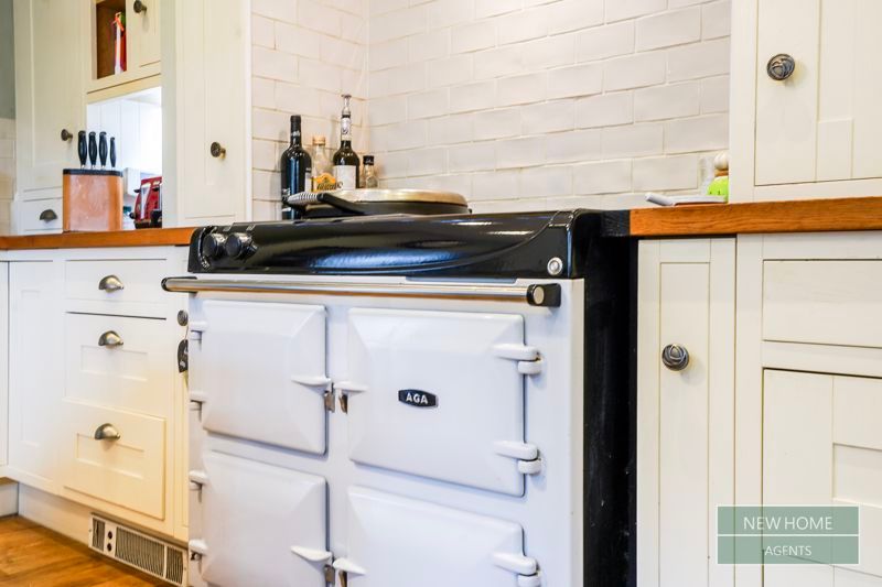 Property photo 3 of 43 Photo 18