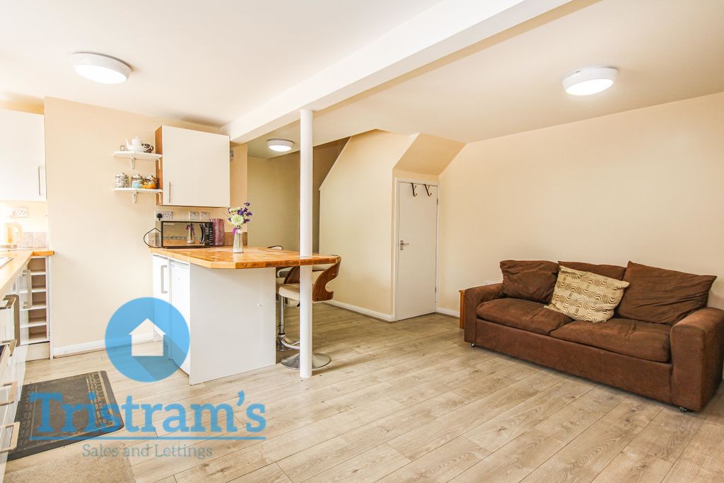 Property photo 3 of 10 Img_7798