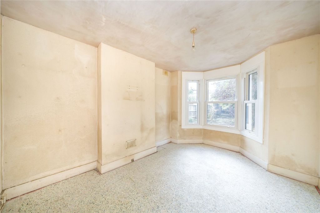 Property photo 3 of 6 Picture No. 07