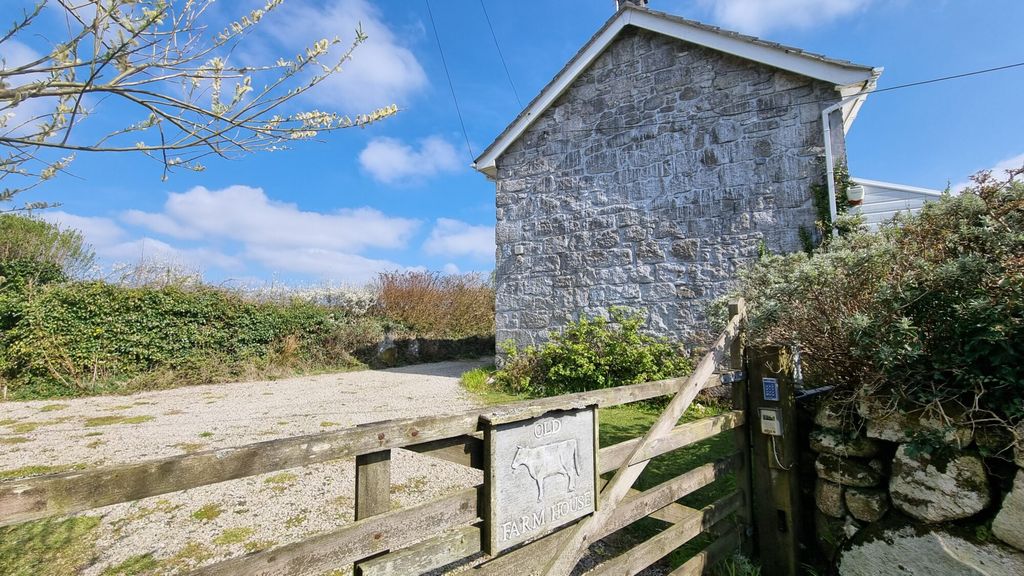 Property photo 2 of 16