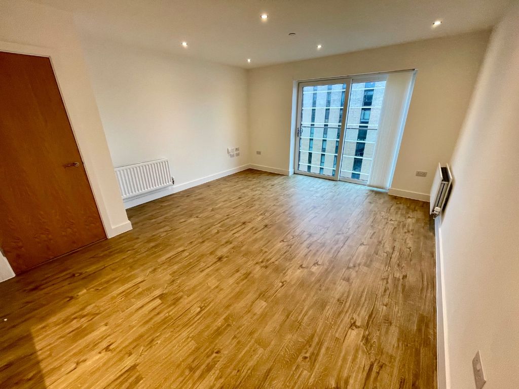 Property photo 3 of 10 4646974