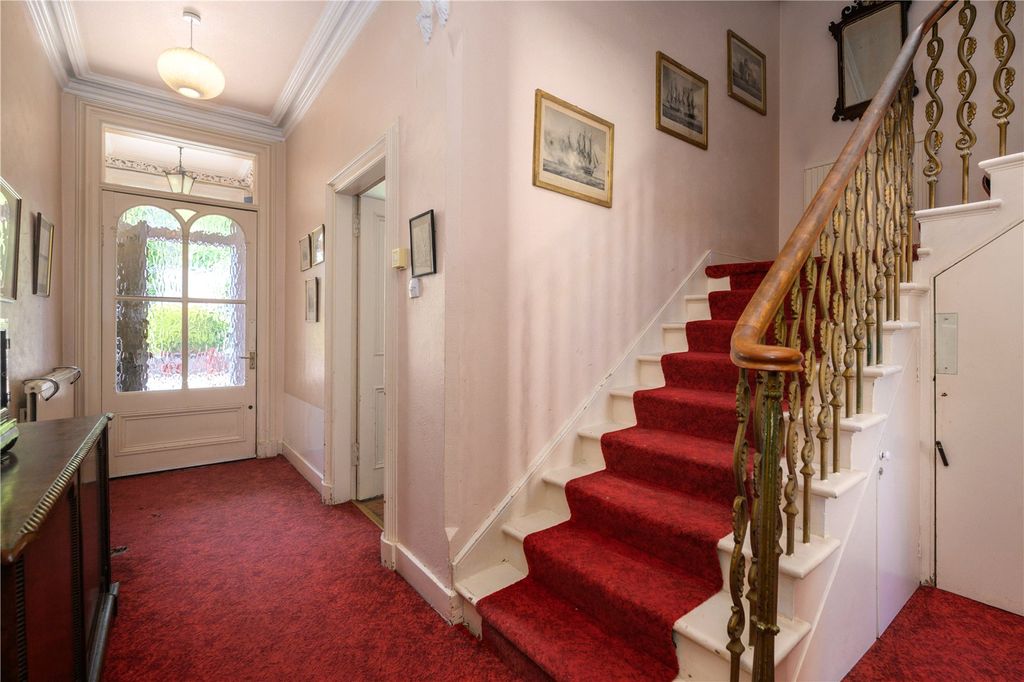 Property photo 3 of 29 Picture No. 04