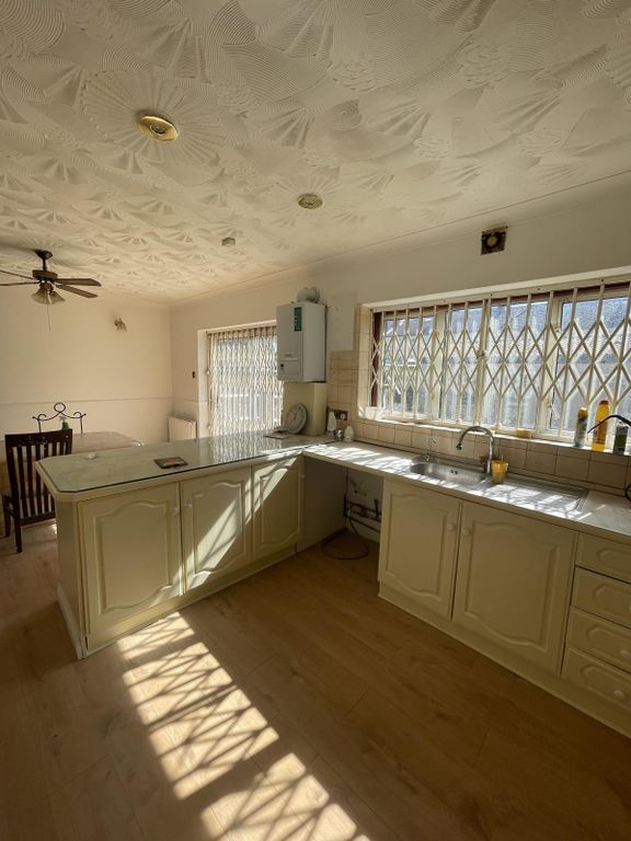 Property photo 2 of 13 Https://Cdn.Rmcloud.Online/Rmc-Temp-Live/Major/8Caa4690Cbdd7793E758ce5De0E16B22.Jpeg