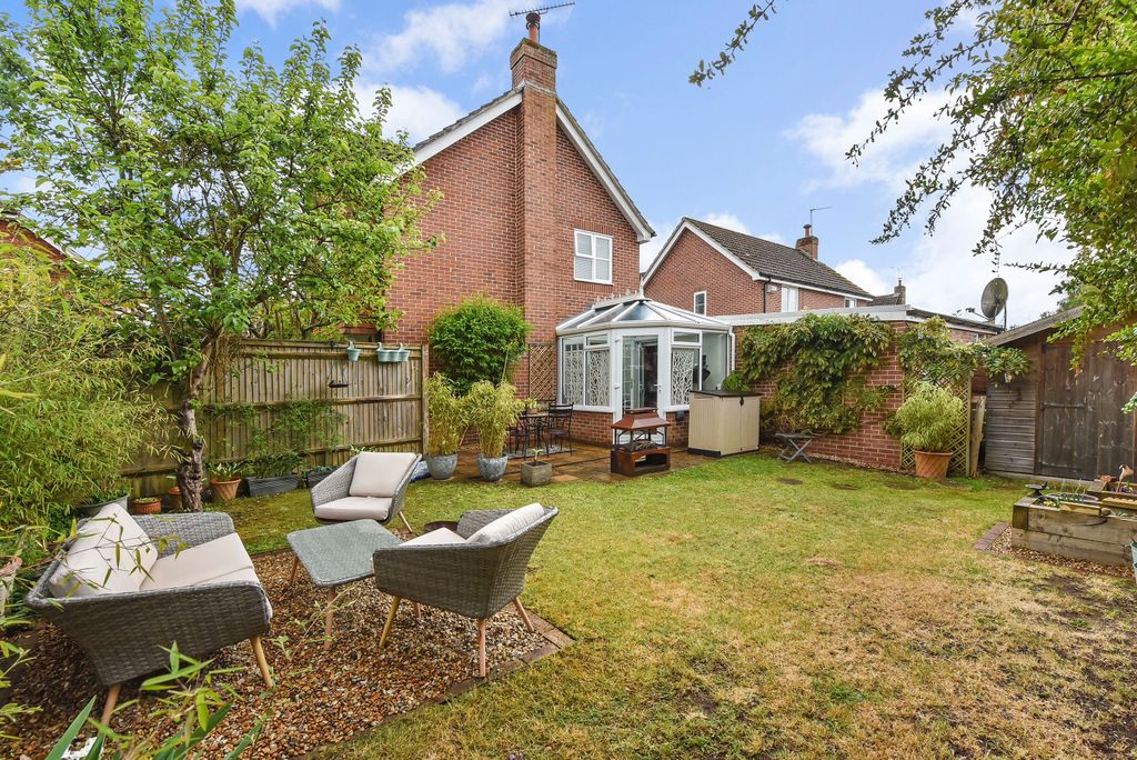 Property photo 2 of 12 2
