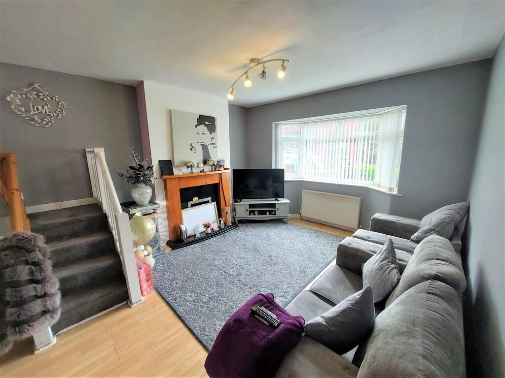 Property photo 2 of 11