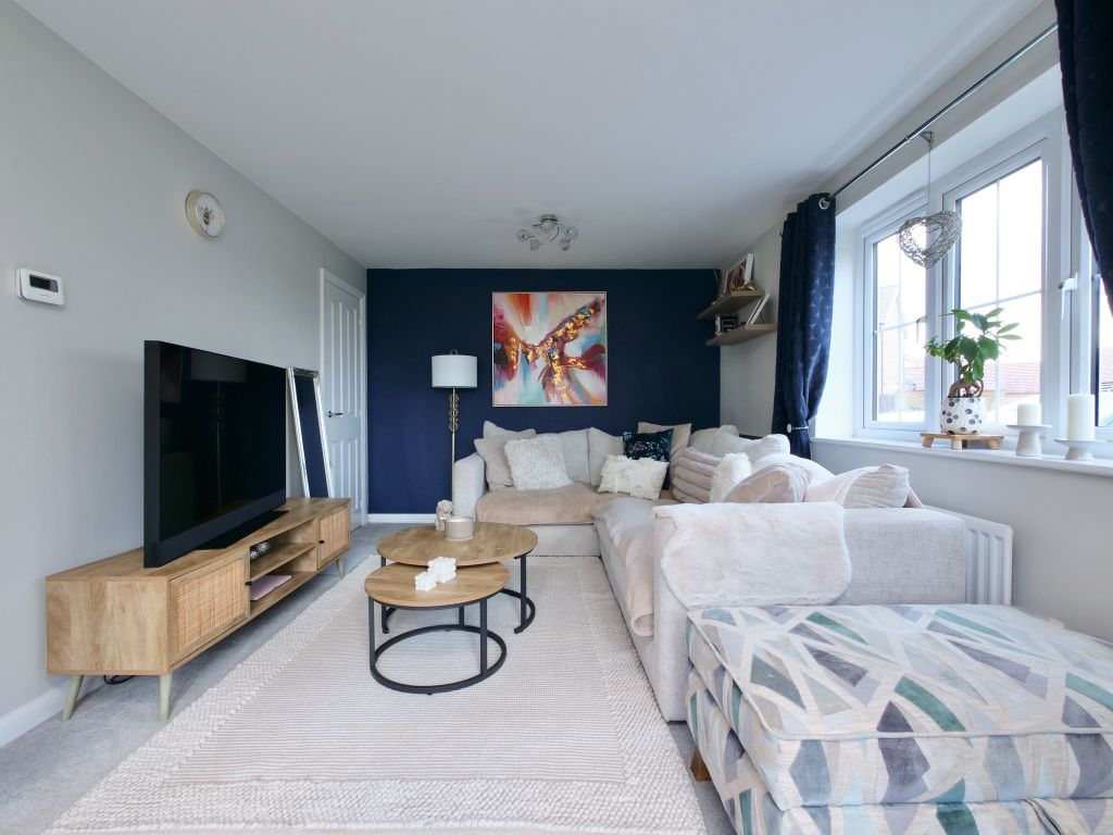 Property photo 2 of 22