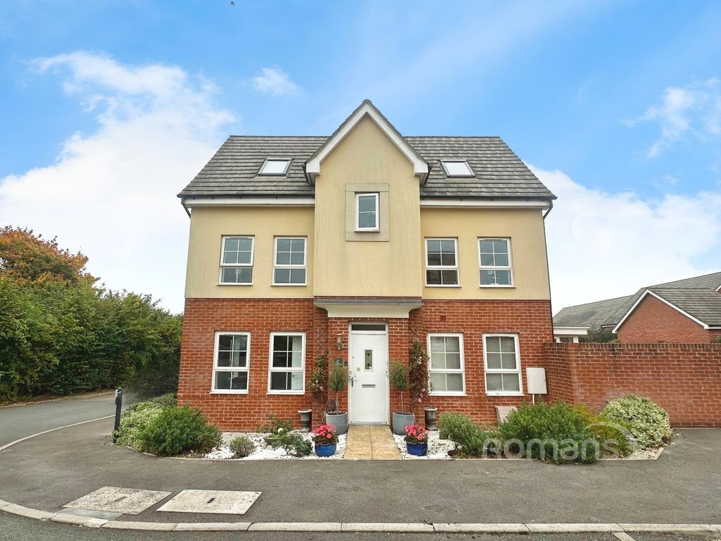 Property photo 1 of 24 Picture No. 18