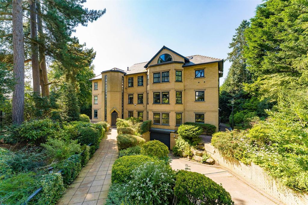 Property photo 1 of 48 Main