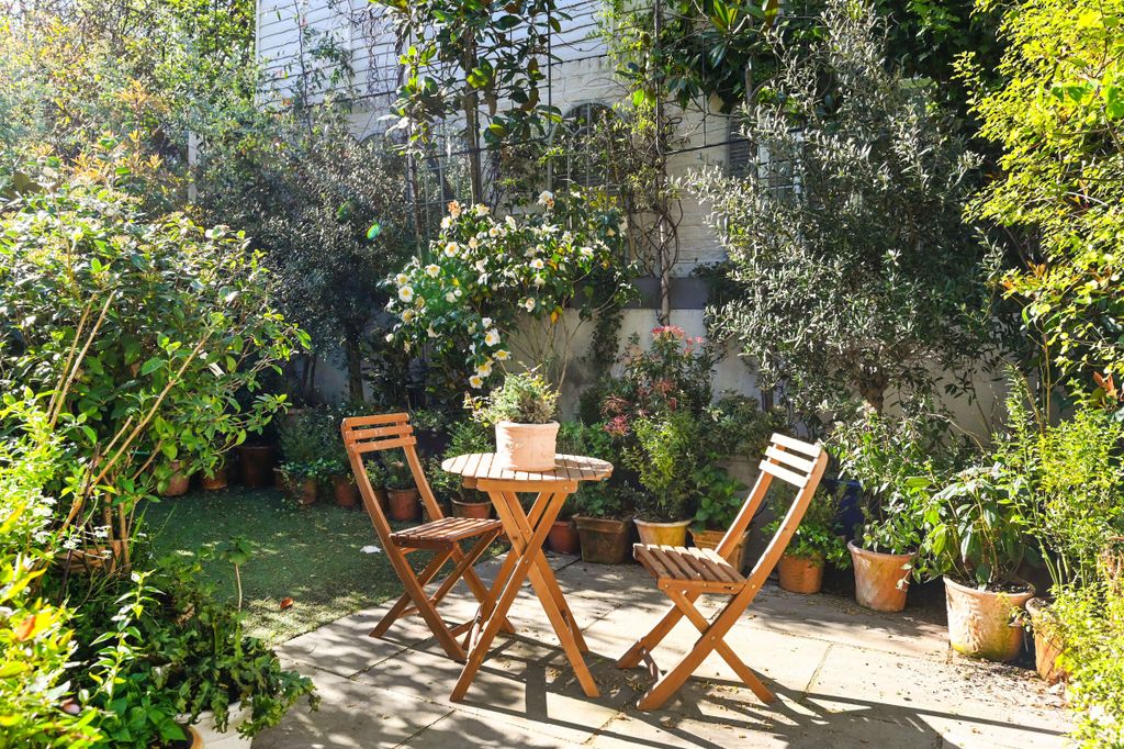 Property photo 3 of 28