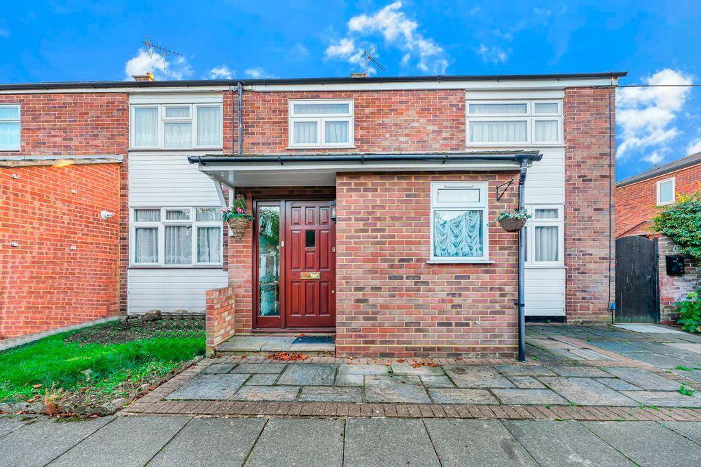 Property photo 2 of 33