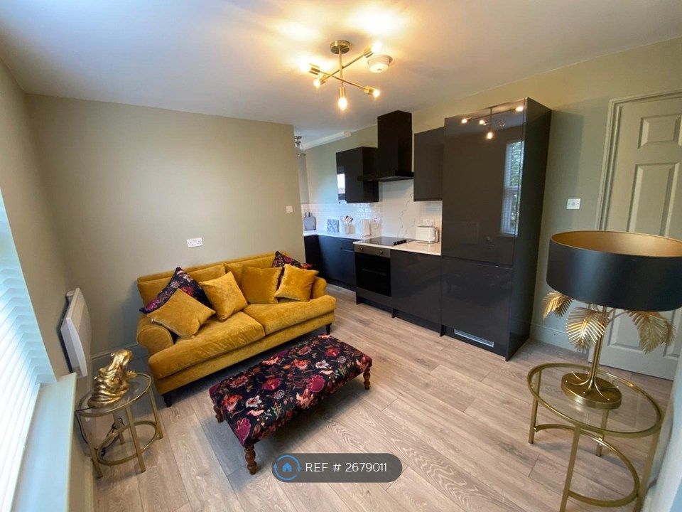 Property photo 3 of 24