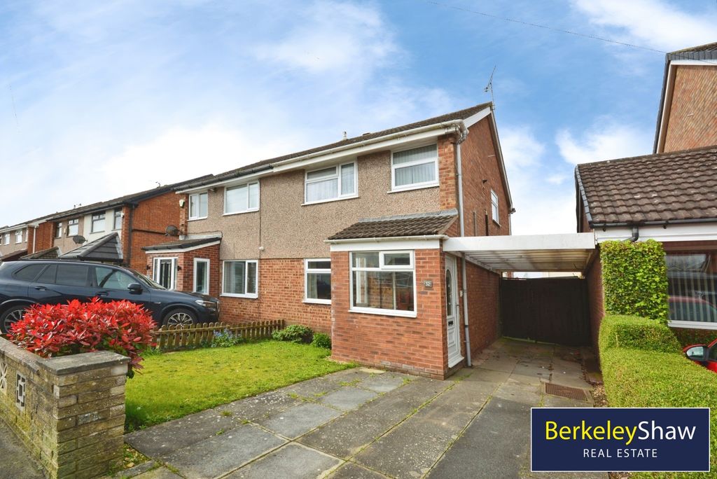 Property photo 1 of 15 External