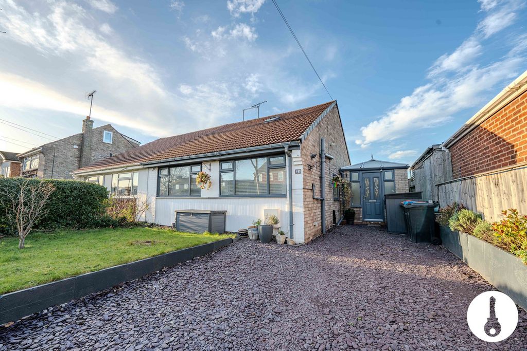 Property photo 1 of 31