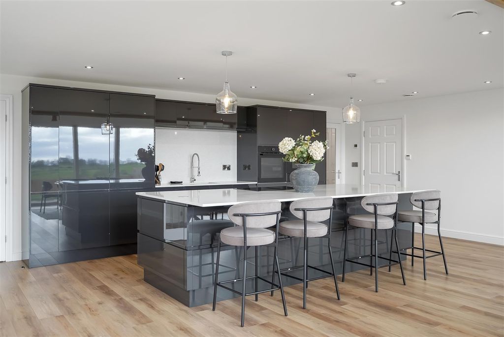 Additional image 6 of 5 bed detached house for saleKings Head Cottages, Heighington, Darlington DL2